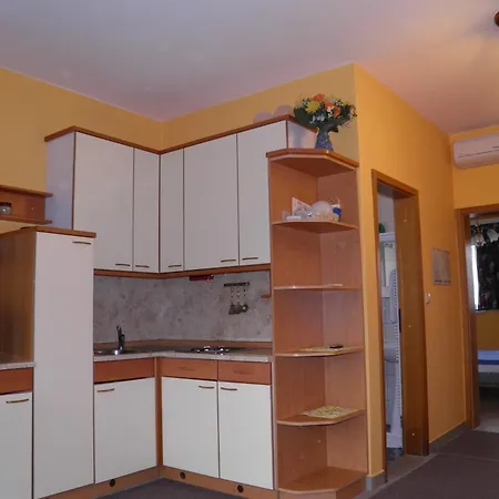 Guest house Pri Storklji