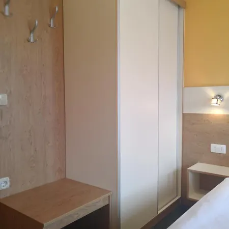Guest house Pri Storklji