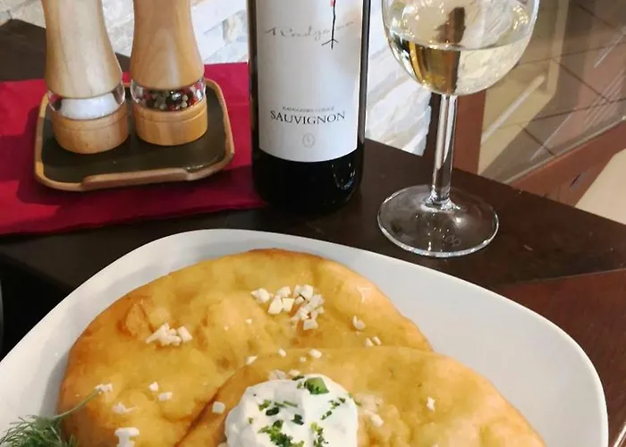 Pri Storklji Guest house 3*