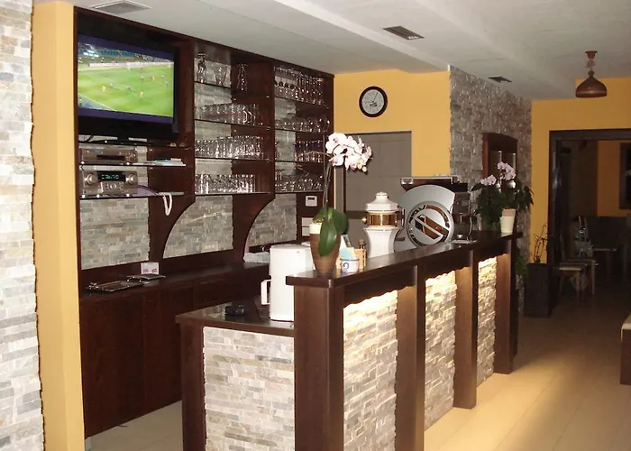 Guest house Pri Storklji 3*